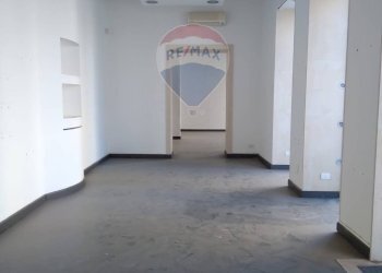 Stanza vuota - Locale Commerciale Via Roma
 
216, Ragusa - foto 10