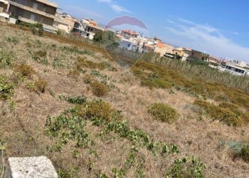 Edificio all\'aperto - Terreno agricolo via Isaia
 
snc, Scicli - foto 8