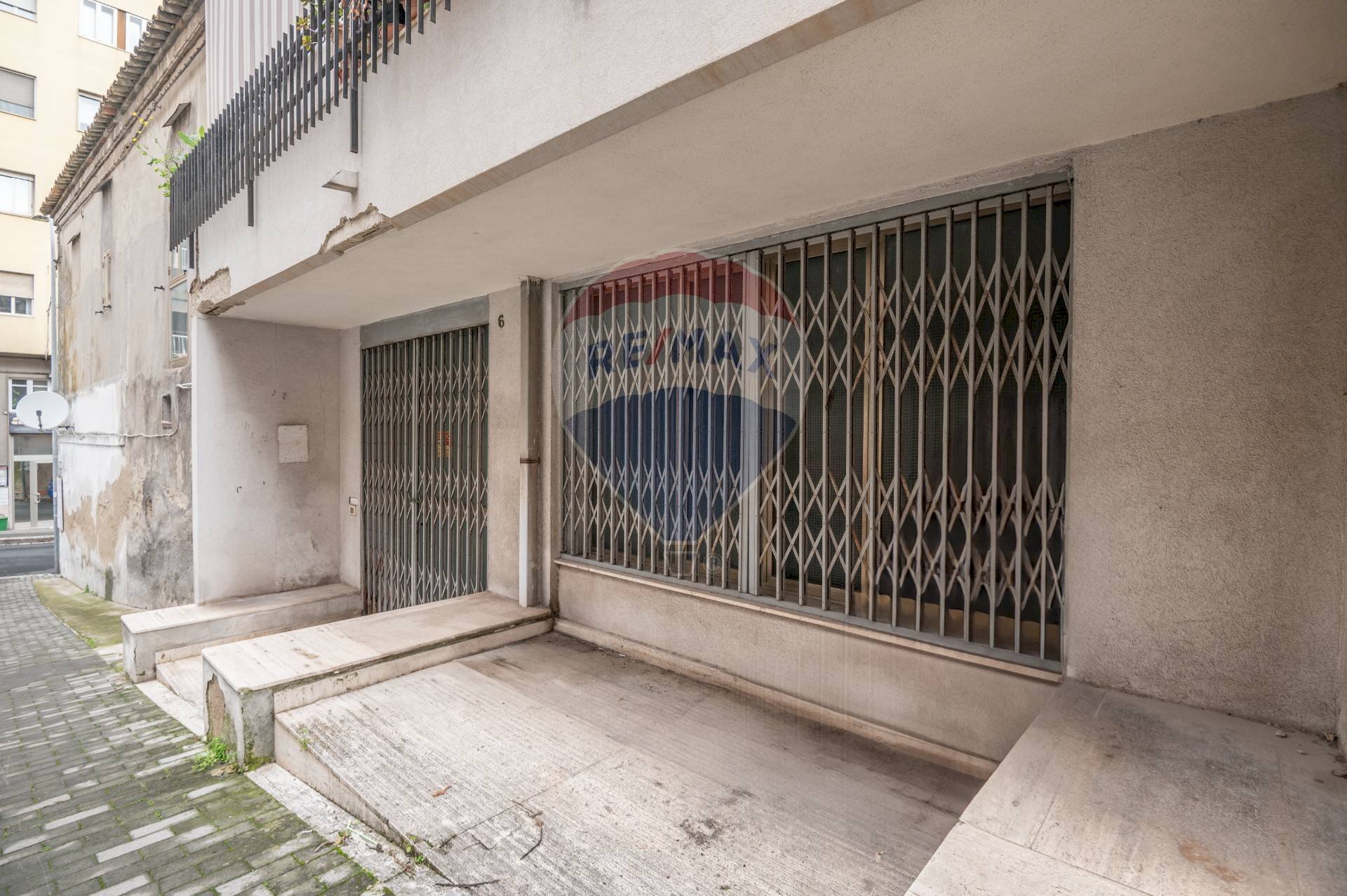 Foto 1 - Locale Commerciale Via Serafino Amabile Guastella
 
4-6, Ragusa - foto 1