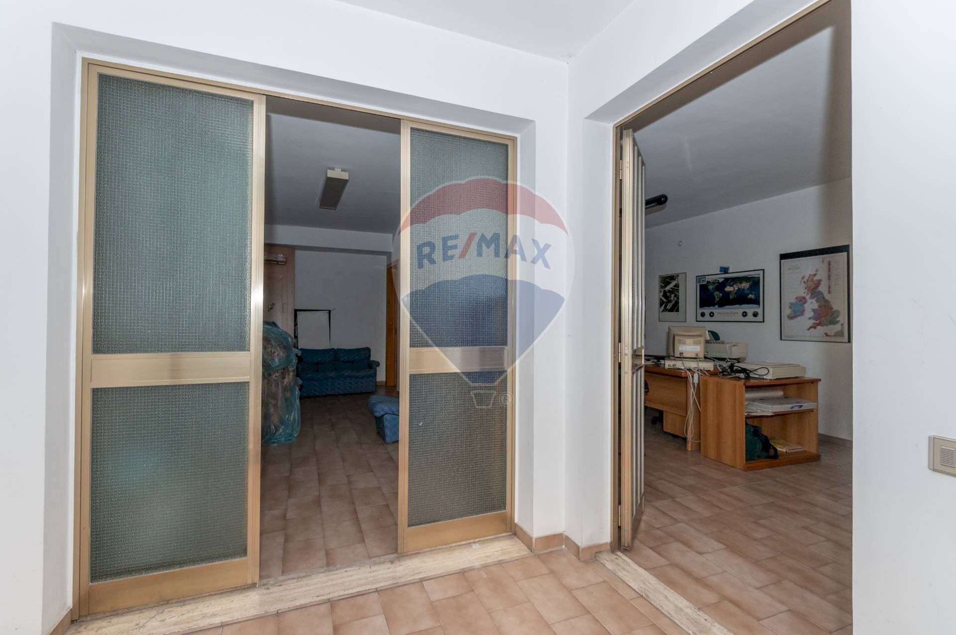 Foto 2 - Locale Commerciale Via Serafino Amabile Guastella
 
4-6, Ragusa - foto 2