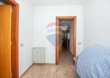 Camera / camera da letto - Locale Commerciale Via Serafino Amabile Guastella
4-6, Ragusa - foto 10