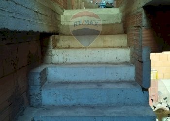 Scale - Independent house via Ciro Menotti
 
22, Vittoria - photo 9