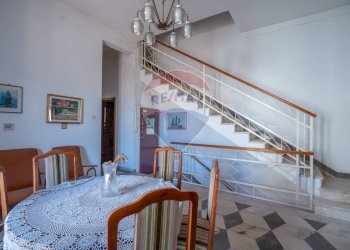 Sala da pranzo - Casa indipendente via Nino Bixio
 
46, Pozzallo - foto 17