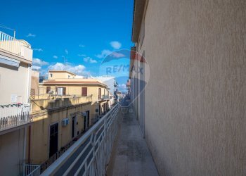 Balcone - Casa indipendente via Nino Bixio
 
46, Pozzallo - foto 30