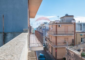 Balcone - Casa indipendente via Nino Bixio
 
46, Pozzallo - foto 43