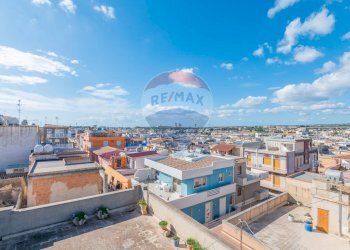 Edificio all\'aperto - Casa indipendente via Nino Bixio
 
46, Pozzallo - foto 47