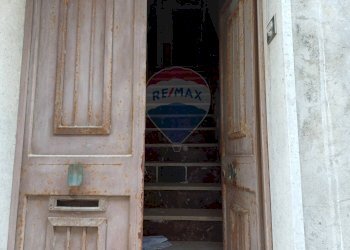 Scale - Casa indipendente via S.Rocco
 
33/35, Chiaramonte Gulfi - foto 9