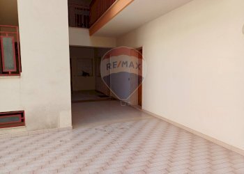 Stanza vuota - Appartamento via Gaetano Martini
 
38, Chiaramonte Gulfi - foto 11