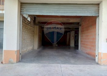 Parcheggio - Appartamento via Gaetano Martini
 
38, Chiaramonte Gulfi - foto 23