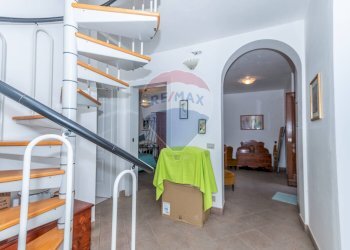 Scale - Casa indipendente Via Giusti
 
1, Scicli - foto 28