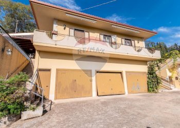 Casa all\'aperto - Casa indipendente Via Modica Ragusa
 
18, Modica - foto 6