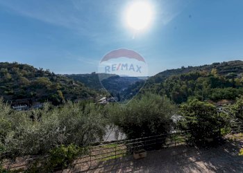 Vista delle montagne - Casa indipendente Via Modica Ragusa
 
18, Modica - foto 12