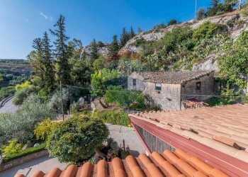 Casa all\'aperto - Casa indipendente Via Modica Ragusa
 
18, Modica - foto 35