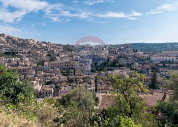 Vista delle montagne - Casa indipendente Via Modica Ragusa
 
18, Modica - foto 50