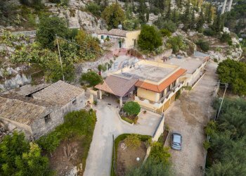 Casa all\'aperto - Casa indipendente Via Modica Ragusa
 
18, Modica - foto 54