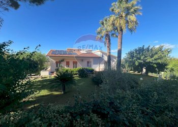 Casa all\'aperto - Villa VIA PIETRE NERE  CAVA ISPICA
 
98, Modica - foto 5