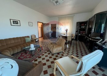 Sala da pranzo - Villa VIA PIETRE NERE  CAVA ISPICA
 
98, Modica - foto 12