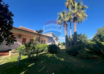 Casa all\'aperto - Villa VIA PIETRE NERE  CAVA ISPICA
 
98, Modica - foto 24