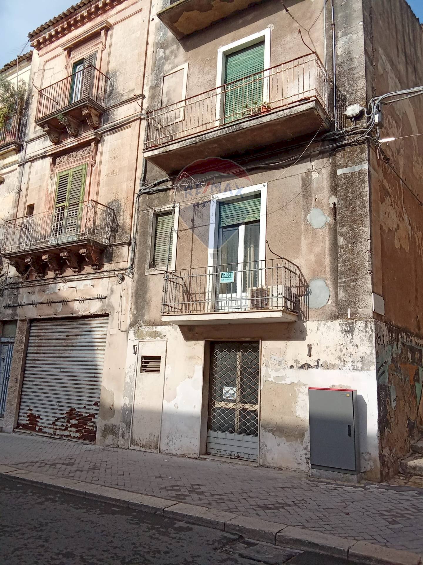 Edificio all\'aperto - Casa indipendente Via Gioacchino Rossini
 
2-6, Ragusa - foto 3