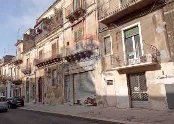 Edificio all\'aperto - Casa indipendente Via Gioacchino Rossini
 
2-6, Ragusa - foto 7
