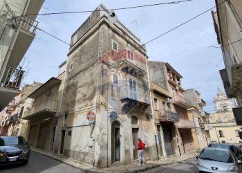 Edificio all\'aperto - Casa indipendente Via Solferino
 
7-9, Ragusa - foto 24