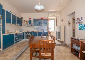 Sala da pranzo - Appartamento Via Celso
 
2, Modica - foto 29