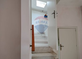 Scale - Casa indipendente via Collegio Vecchio
 
13, Chiaramonte Gulfi - foto 7