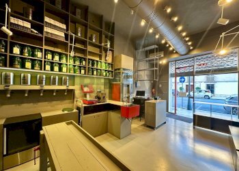 Ricezione / Lobby - Locale Commerciale Corso Umberto I
 
52, Modica - foto 10