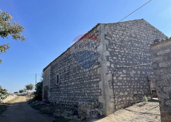 Edificio all\'aperto - Rustico Contrada Rassabia
 
snc, Modica - foto 2