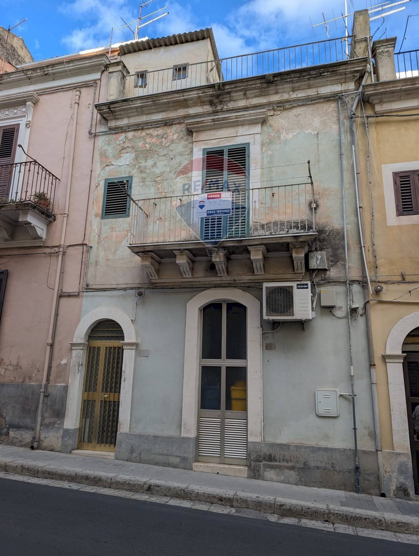Edificio all\'aperto - Casa semi indipendente VIA GIOVANNI MELI
 
7, Ragusa - foto 2