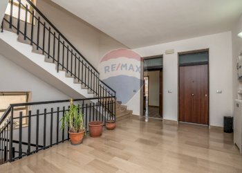 Scale - Appartamento via Torino
 
92, Pozzallo - foto 7