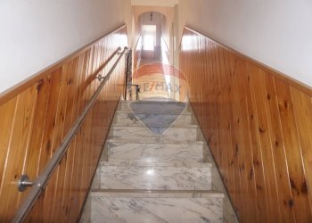 Scale - Casa semi indipendente via garibaldi
 
114, Ragusa - foto 10