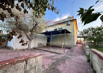 Casa all\'aperto - Villa C/da Colombo
 
2, Chiaramonte Gulfi - foto 18