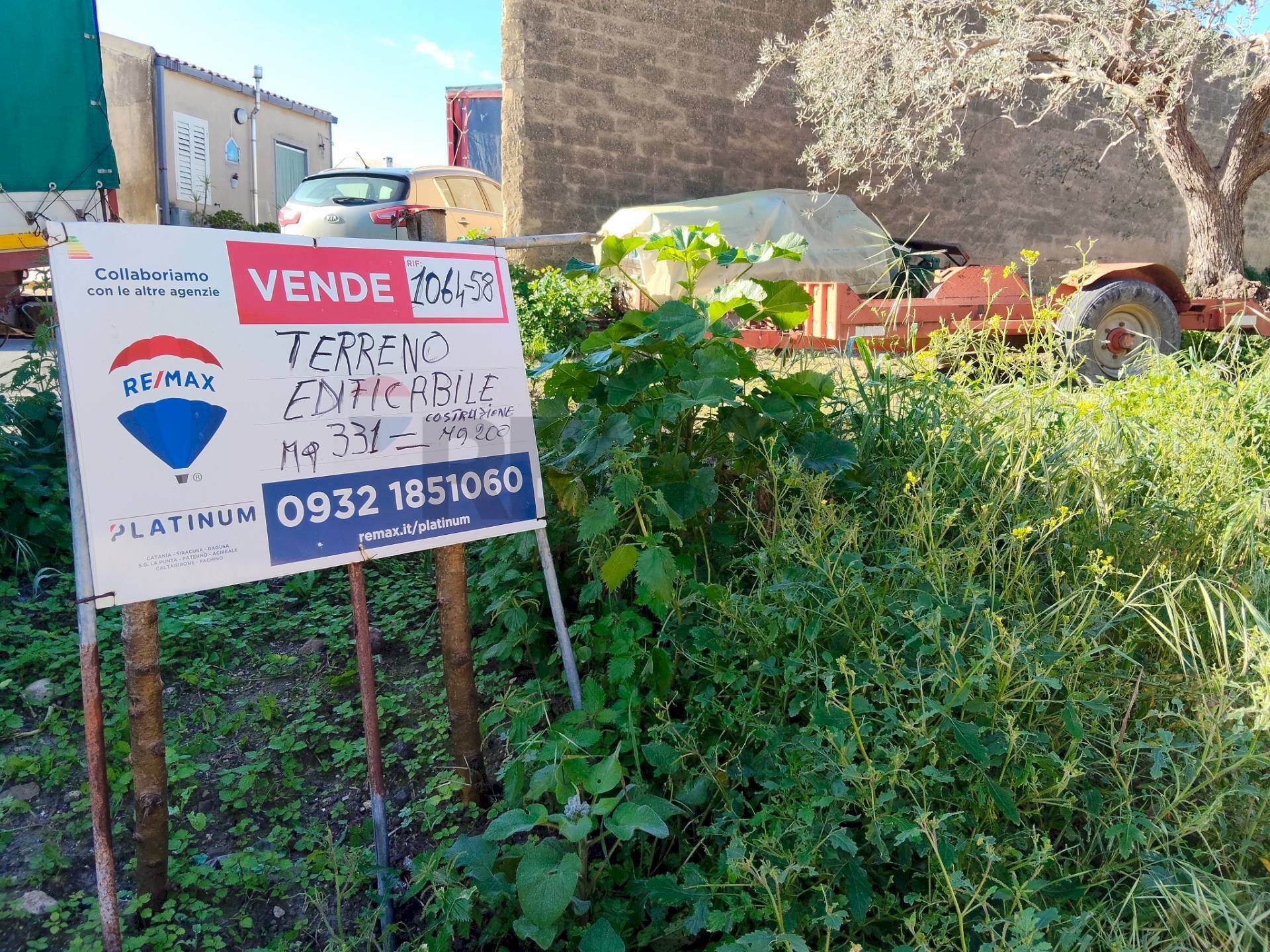 Non correlato - Terreno edificabile Via Citerea
 
sn, Mazzarrone - foto 2