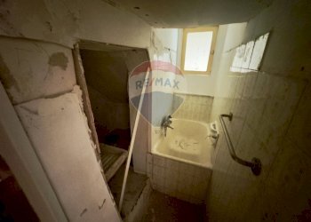 Bagno - Casa semi indipendente Via Gioacchino Rossini
 
4, Ragusa - foto 13