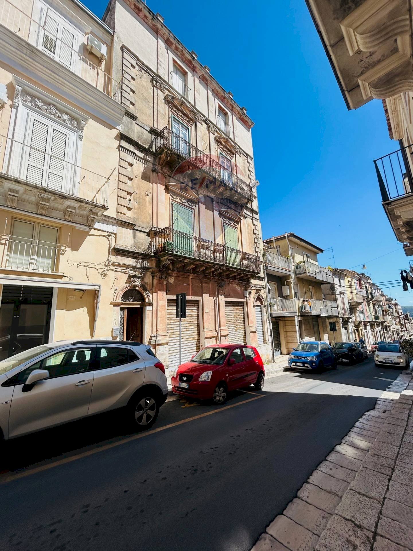 Edificio all\'aperto - Casa indipendente corso vittorio veneto
 
237/241, Ragusa - foto 2
