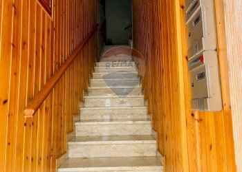 Scale - Casa indipendente corso vittorio veneto
 
237/241, Ragusa - foto 4