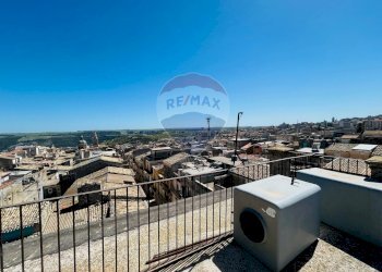 Terrazza - Casa indipendente corso vittorio veneto
 
237/241, Ragusa - foto 40