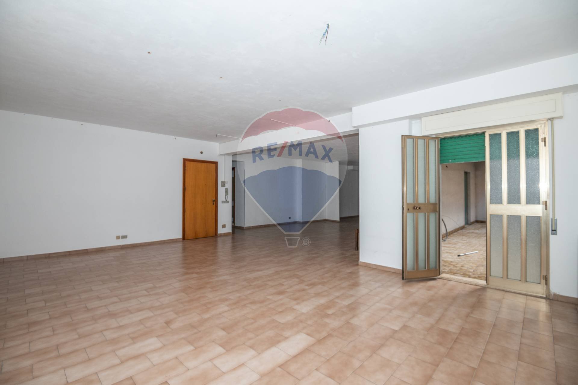 Stanza vuota - Locale Commerciale Via Serafino Amabile Guastella
6, Ragusa - foto 3