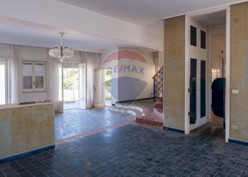 Stanza vuota - Villa via Livorno
 
4, Ragusa - foto 28