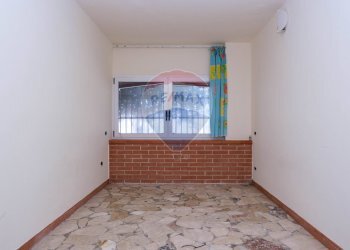 Stanza vuota - Villa via Livorno
 
4, Ragusa - foto 32