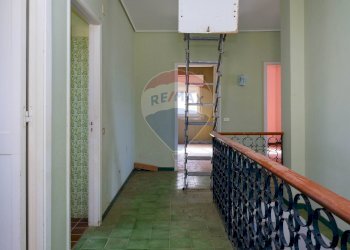 Hall / corridoio - Villa via Livorno
 
4, Ragusa - foto 34