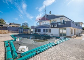 Piscina - Villa contrada magazzinazzi - Renna, Ragusa - foto 3