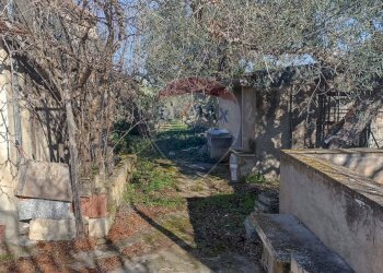 Giardino - Rustico contrada  mandredonna
 
snc, Chiaramonte Gulfi - foto 27