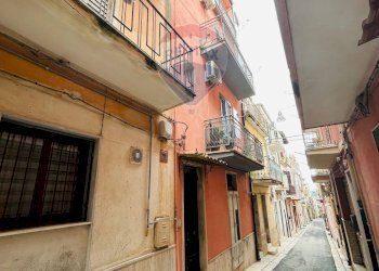 Edificio all\'aperto - Casa indipendente VIA MERCADANTE
 
73, Ragusa - foto 6