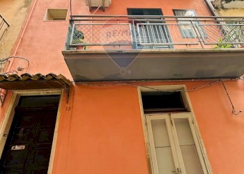 Edificio all\'aperto - Casa indipendente VIA MERCADANTE
 
73, Ragusa - foto 7