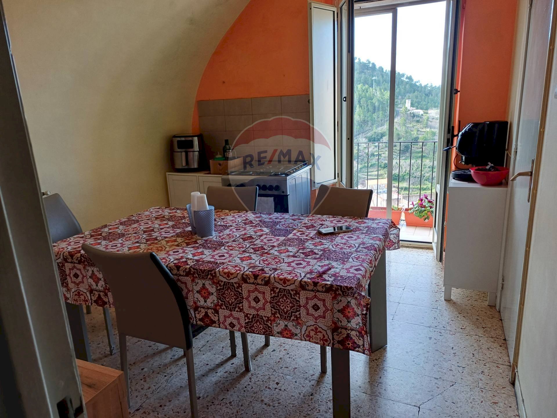 Sala da pranzo - Casa indipendente via Borgo Cuba
 
30, Chiaramonte Gulfi - foto 1