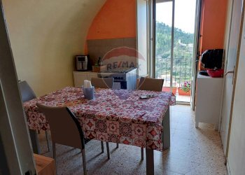Sala da pranzo - Casa indipendente via Borgo Cuba
 
30, Chiaramonte Gulfi - foto 1
