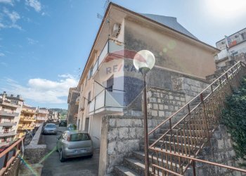 Edificio all\'aperto - Appartamento Corso J.F.Kennedy
 
65, Chiaramonte Gulfi - foto 16