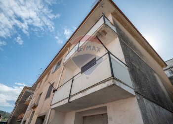 Edificio all\'aperto - Appartamento Corso J.F.Kennedy
 
65, Chiaramonte Gulfi - foto 18